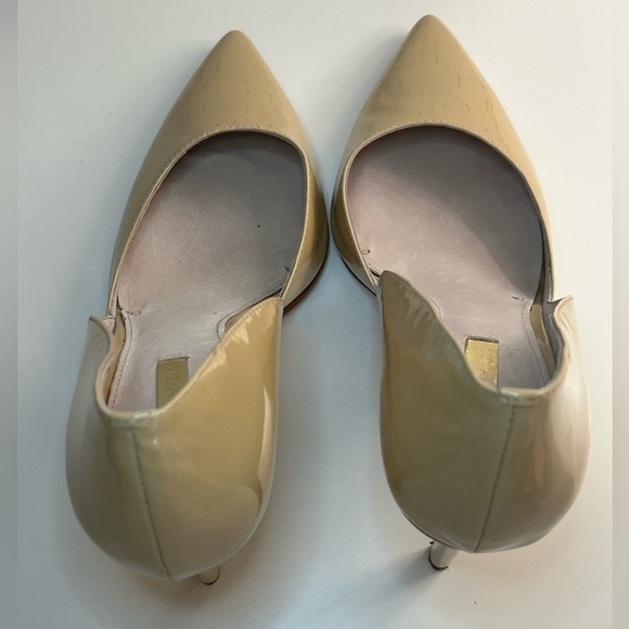 Hermosah Pump by Louise et Cie Cream Patent Leather - Picture 11 of 16